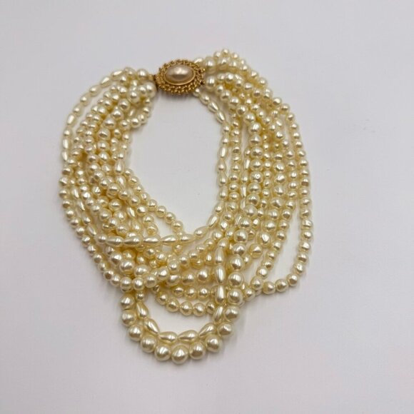 Vintage CAROLEE signed Gold Tone Faux Pearl Designer Runway Necklace - Picture 3 of 11